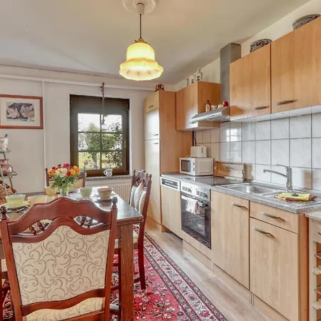 1 Bedroom In Apartment