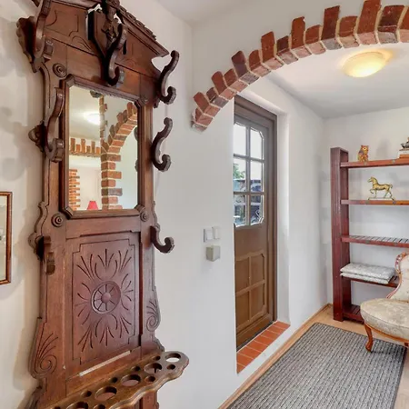 Apartment 1 Bedroom In *